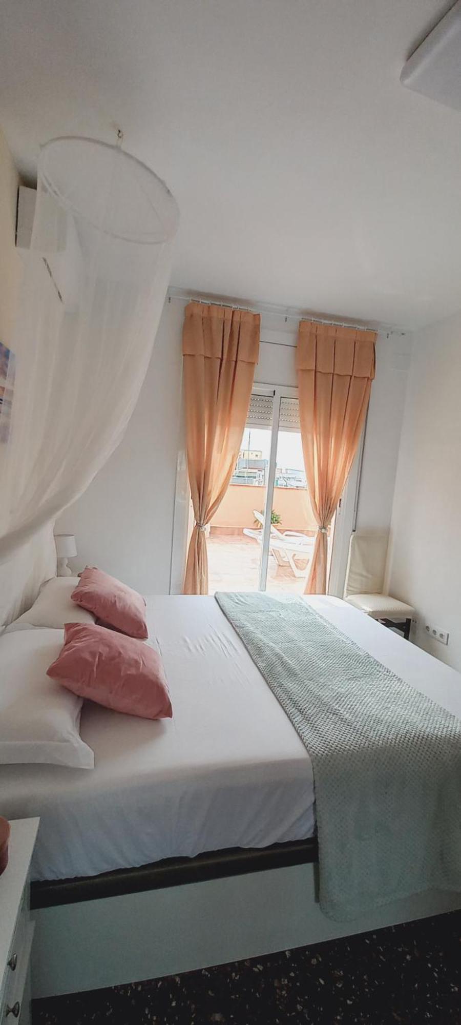 Cozy And Sunny Penthouse Fira Bcn Apartment โอสปิตาเล็ต เดอ โยเบรกัต ภายนอก รูปภาพ