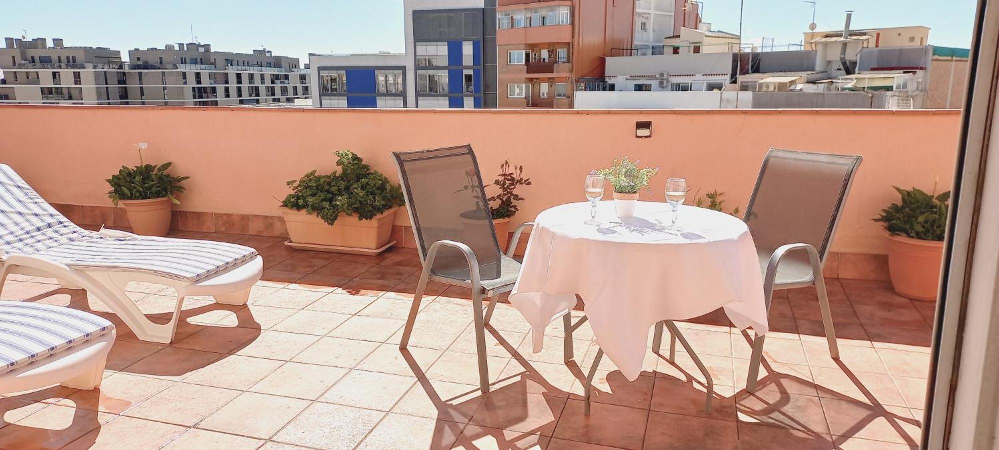 Cozy And Sunny Penthouse Fira Bcn Apartment โอสปิตาเล็ต เดอ โยเบรกัต ภายนอก รูปภาพ