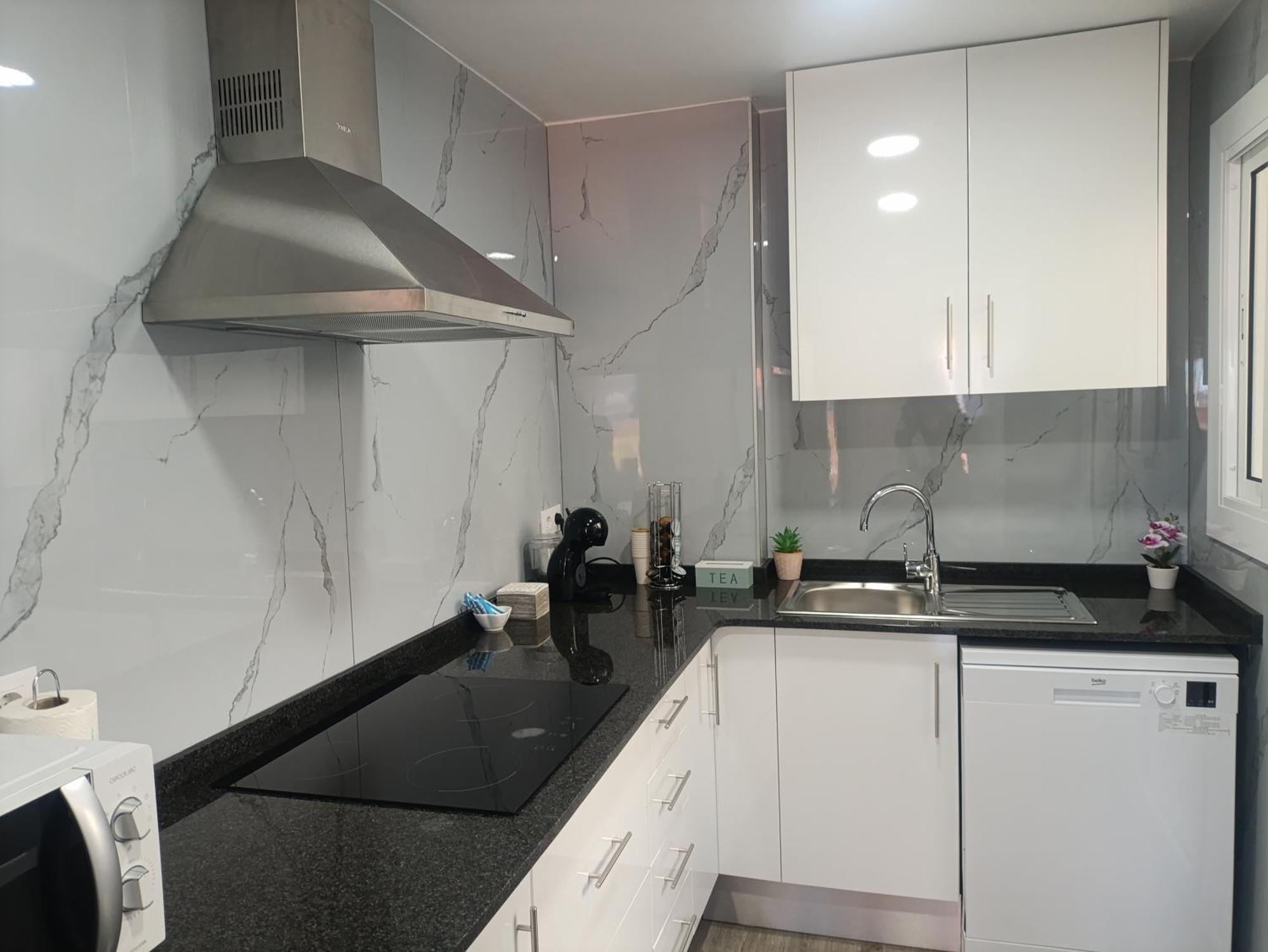 Cozy And Sunny Penthouse Fira Bcn Apartment โอสปิตาเล็ต เดอ โยเบรกัต ภายนอก รูปภาพ
